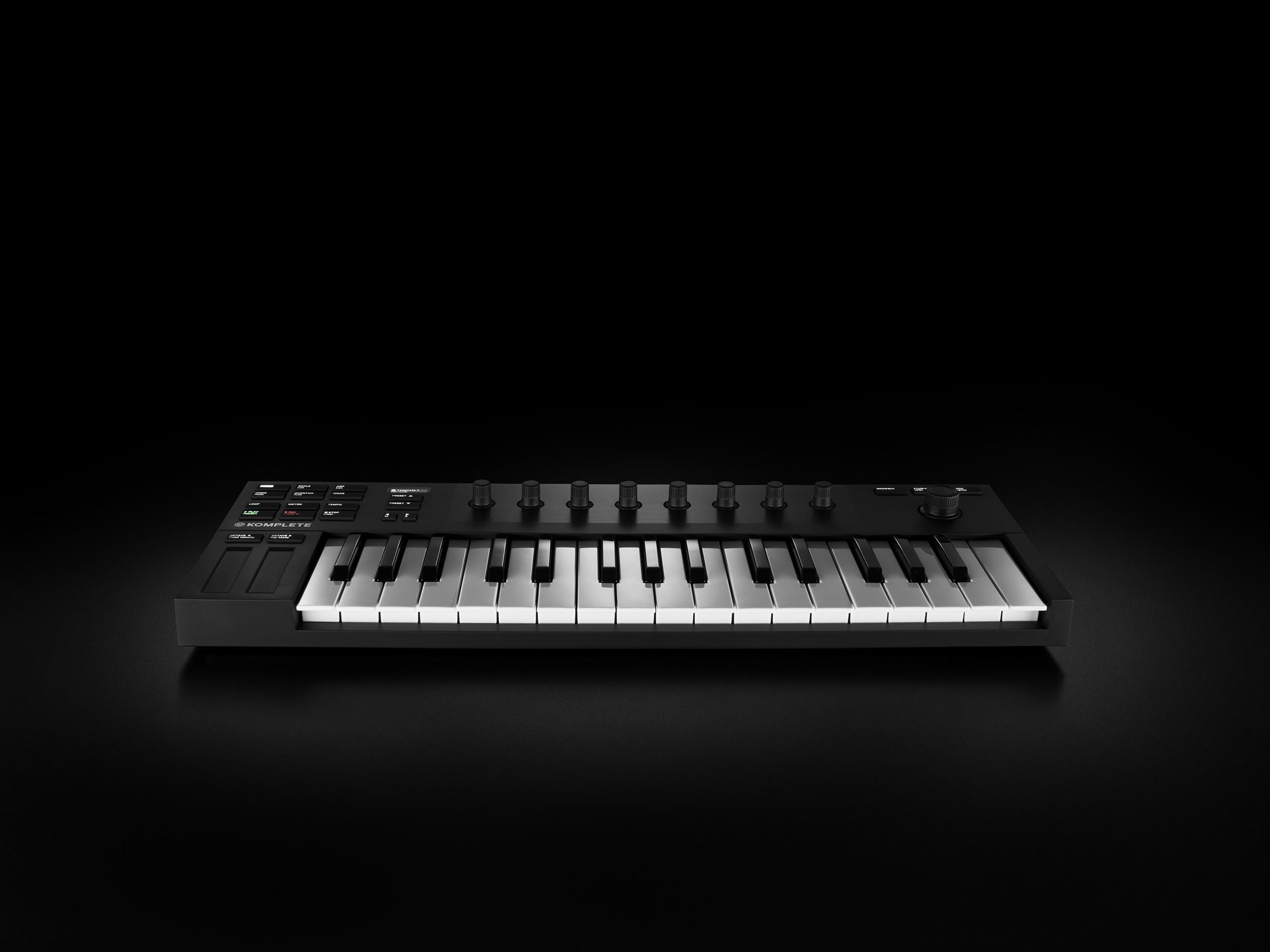 Das Keyboard Komplete Kontrol M32 von Native Instruments