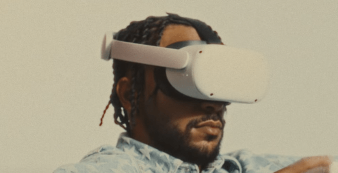 Billa Joe mit VR-Brille 